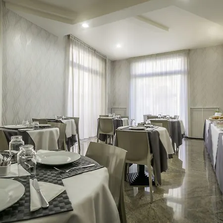 Hotel Donatello 3*