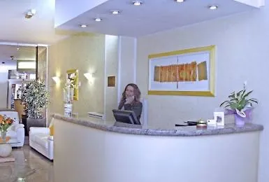 多纳泰罗酒店 3* 博洛尼亚