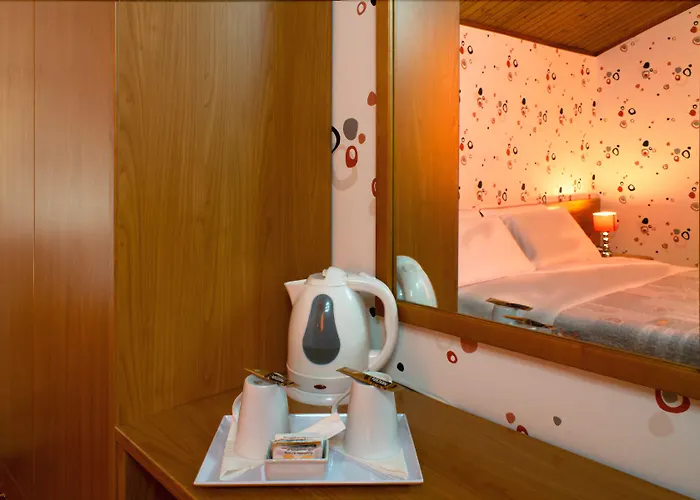 多纳泰罗酒店 3* 博洛尼亚